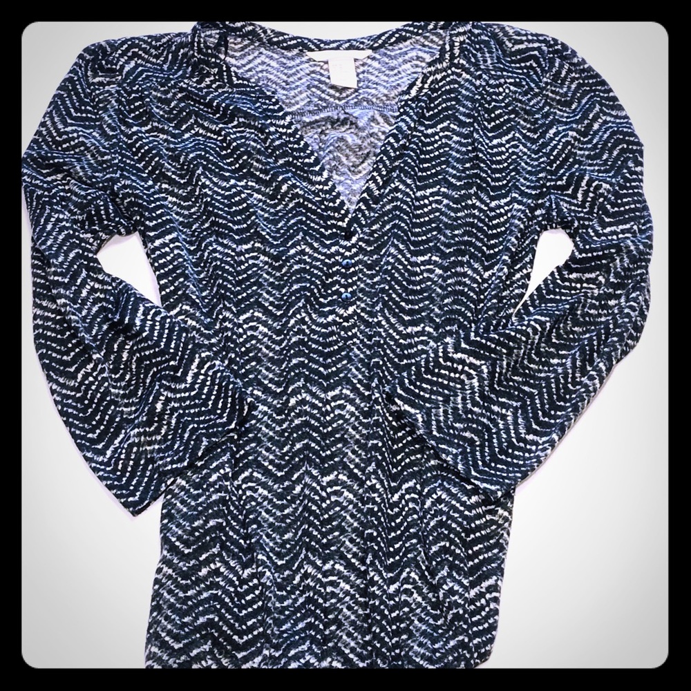 Herring bone printed black and white blouse